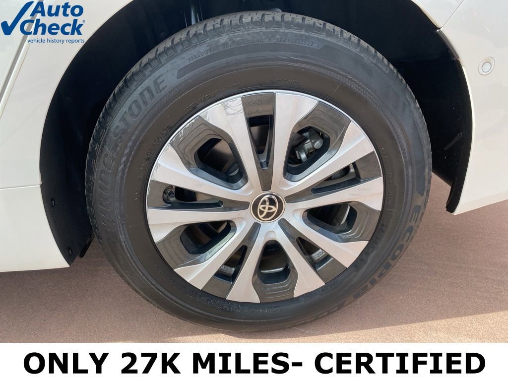 Used 2020 Toyota Prius XLE w/ Advanced Technology Package image 38
