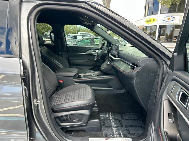 Certified 2026 Ford Explorer ST-Line w/ ST-Line Street Pack RWD image 39