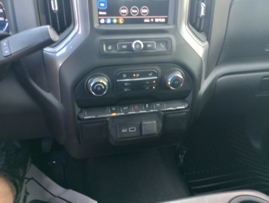 Used 2022 Chevrolet Silverado 1500 Custom RWD image 28