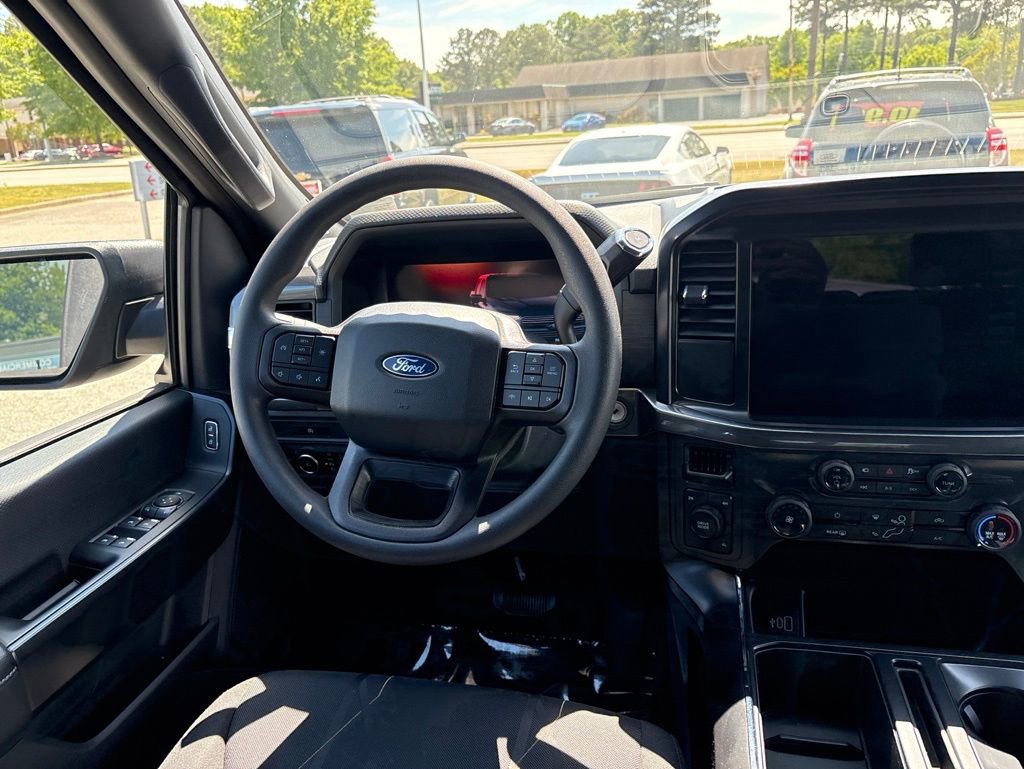 Certified 2025 Ford F150 STX w/ Equipment Group 200A AWD/4WD image 10
