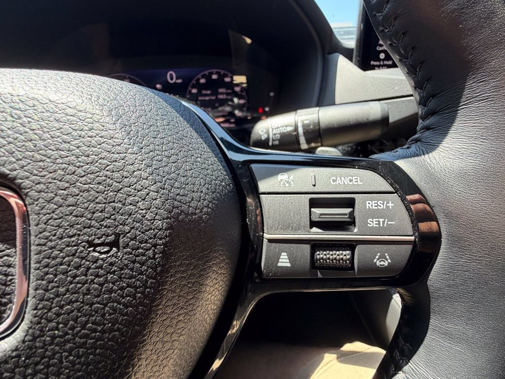 Used 2025 Honda Accord Touring image 29