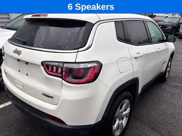 Used 2018 Jeep Compass Latitude w/ Cold Weather Group image 3
