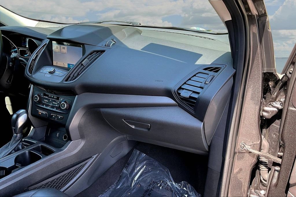 Certified 2019 Ford Escape SEL FWD image 28