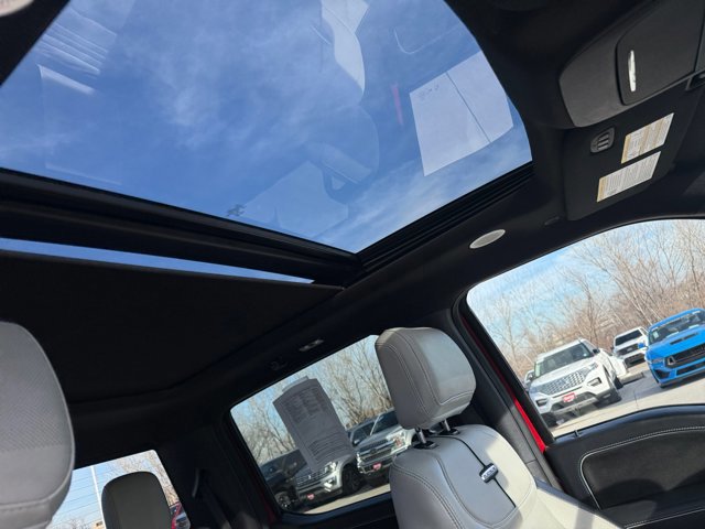 Certified 2023 Ford F150 Lightning Platinum image 11