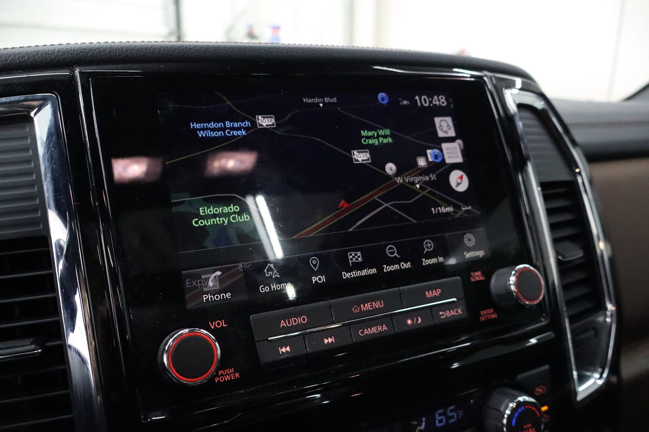 Used 2021 Nissan Titan Platinum Reserve w/ Moonroof Package image 25