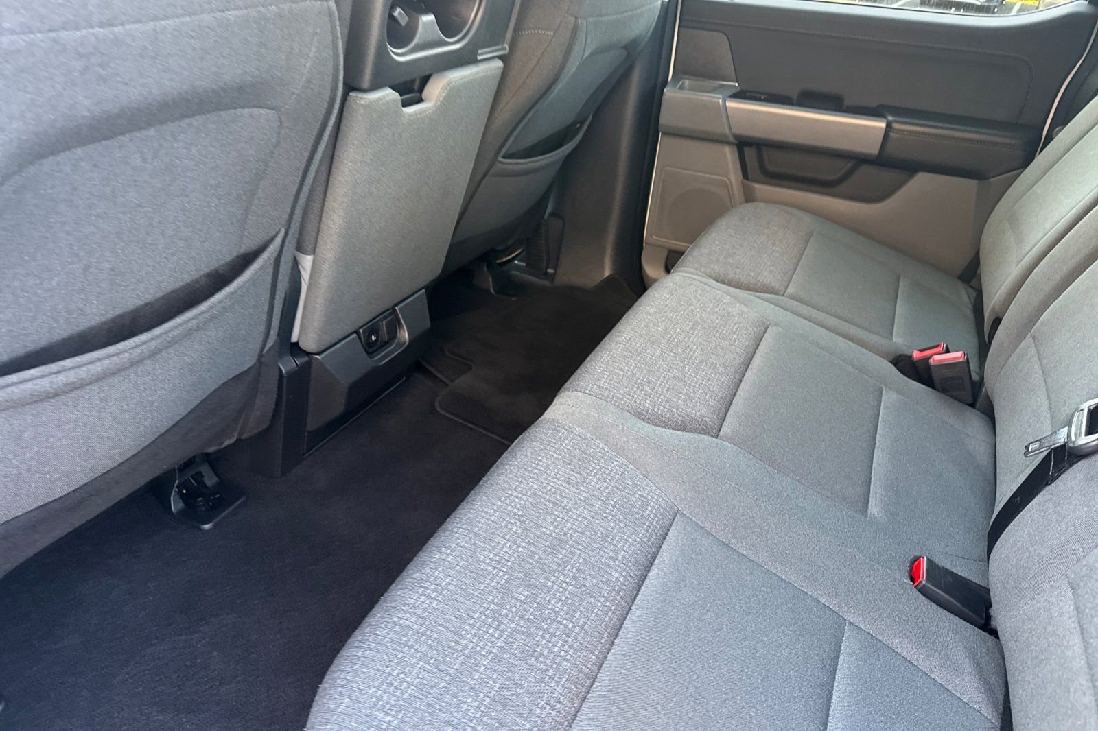 Certified 2025 Ford F150 XLT w/ Equipment Group 301A Standard image 13