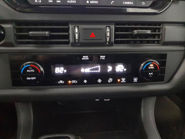 Used 2025 Nissan Pathfinder S AWD/4WD image 5