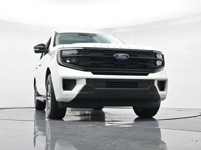 Certified 2025 Ford Expedition Active AWD/4WD image 39
