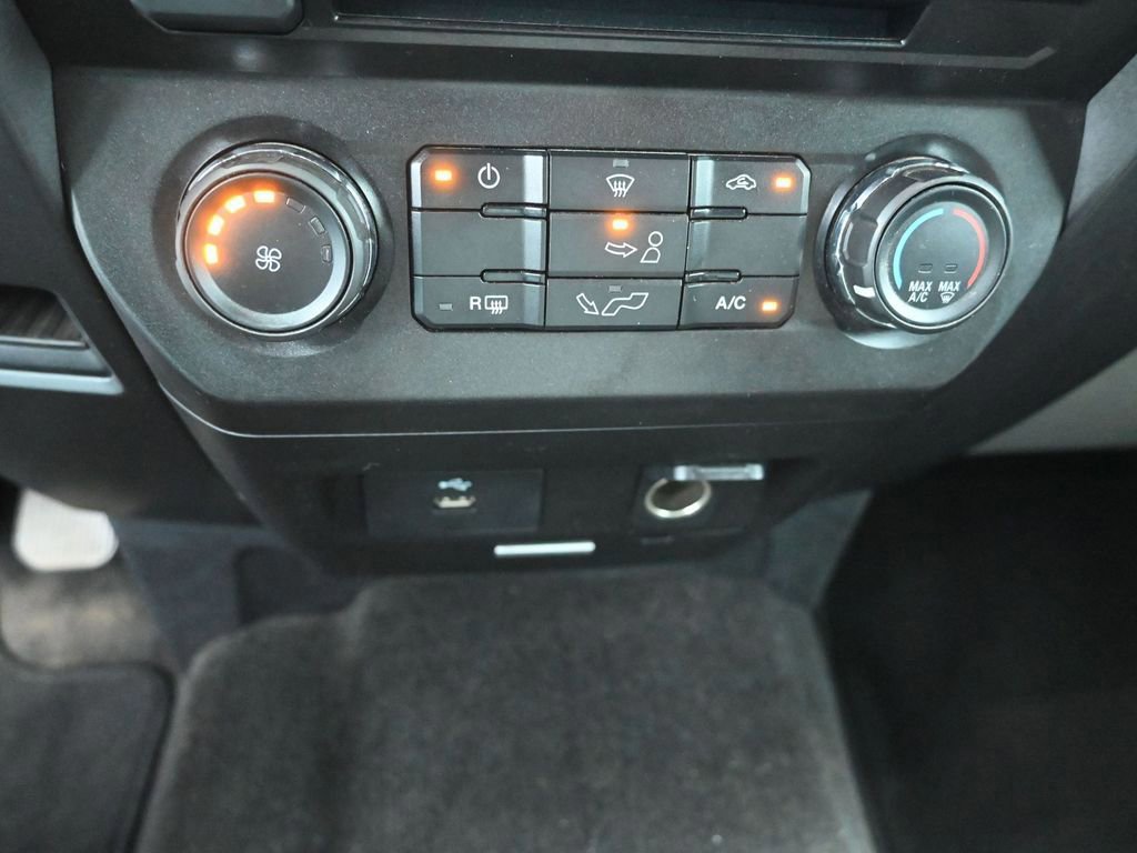 Certified 2018 Ford F150 XLT w/ Equipment Group 301A Mid image 31