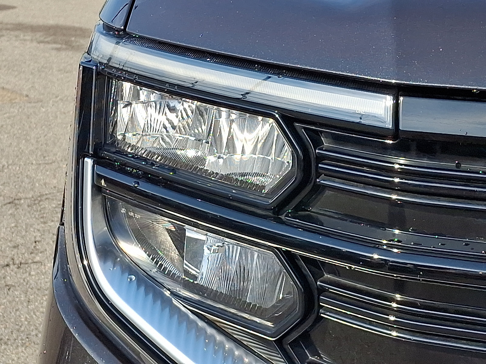 Certified 2025 Ford Expedition Platinum w/ Platinum Ultimate Package AWD/4WD image 9