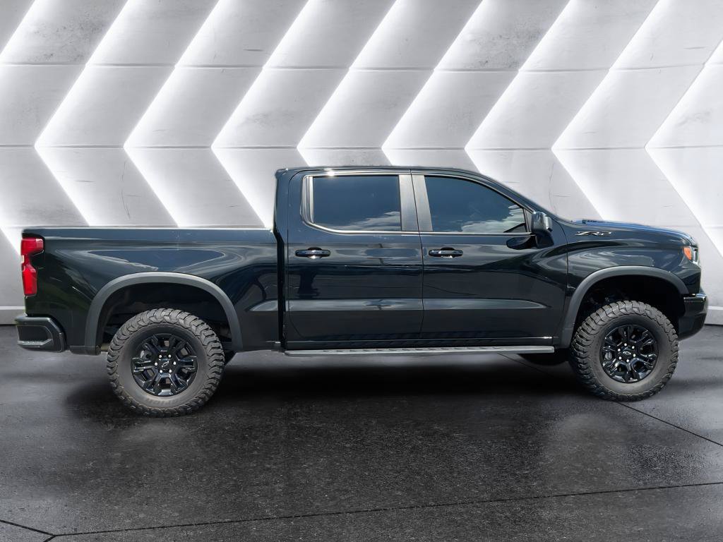 Used 2025 Chevrolet Silverado 1500 ZR2 w/ Technology Package AWD/4WD image 8
