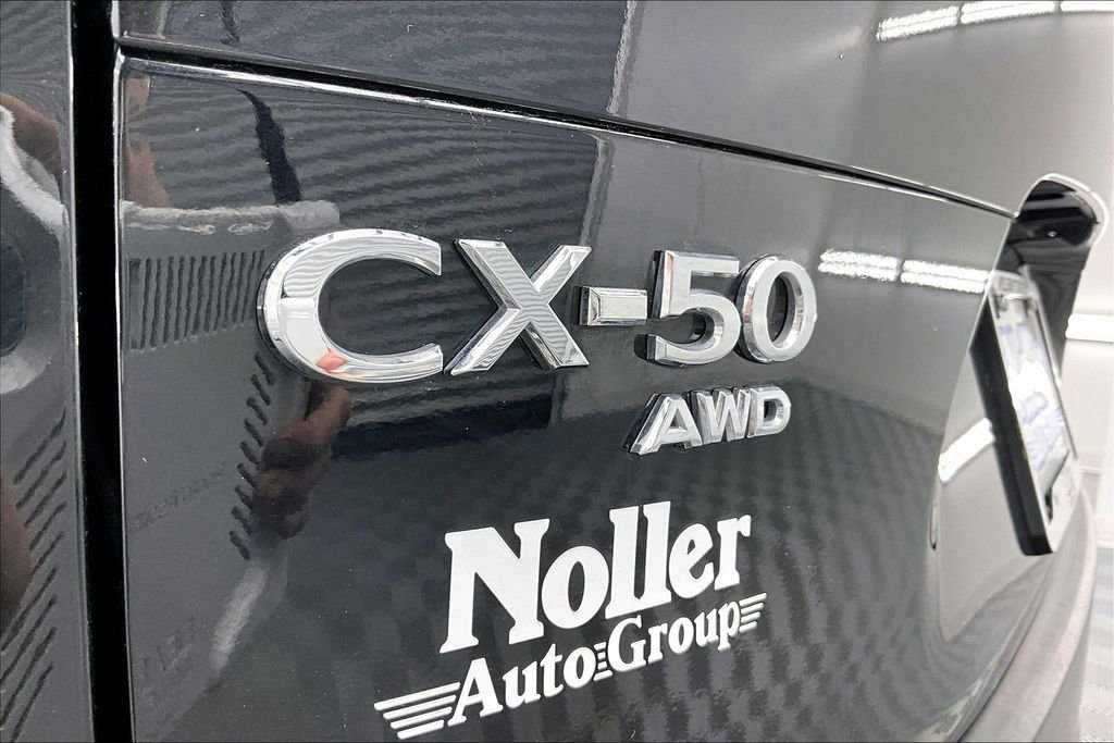 Used 2025 MAZDA CX-50 AWD 2.5 Hybrid w/ Premium Pkg image 10