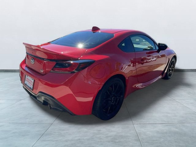 Used 2024 Toyota GR86 Premium RWD image 7