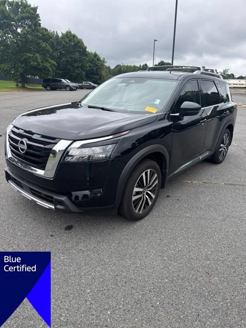 Used 2025 Nissan Pathfinder Platinum w/ Cargo Package FWD image 1