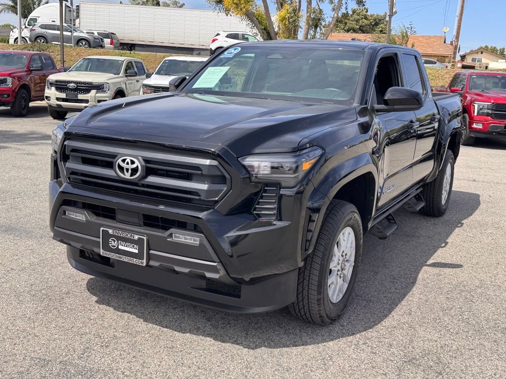 Used 2025 Toyota Tacoma SR5 image 7