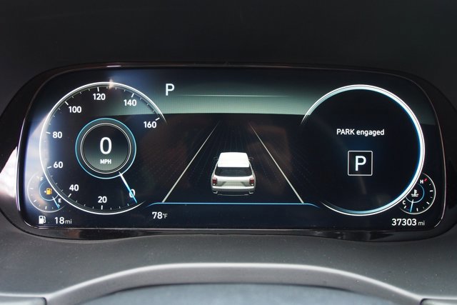 Used 2022 Hyundai Palisade Calligraphy w/ Winter Package image 34