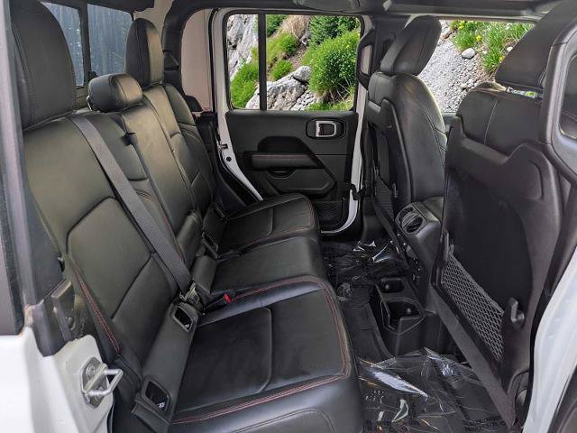 Used 2024 Jeep Gladiator Rubicon w/ Technology Group AWD/4WD image 17