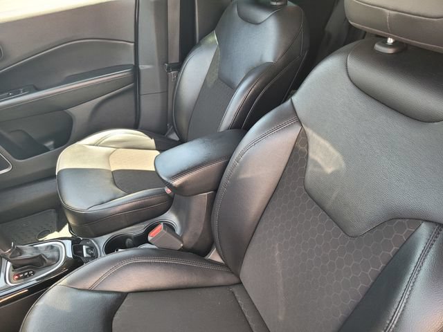 Used 2021 Jeep Compass Latitude AWD/4WD image 11