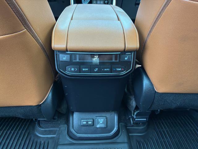 Used 2023 Toyota Highlander Platinum AWD/4WD image 22