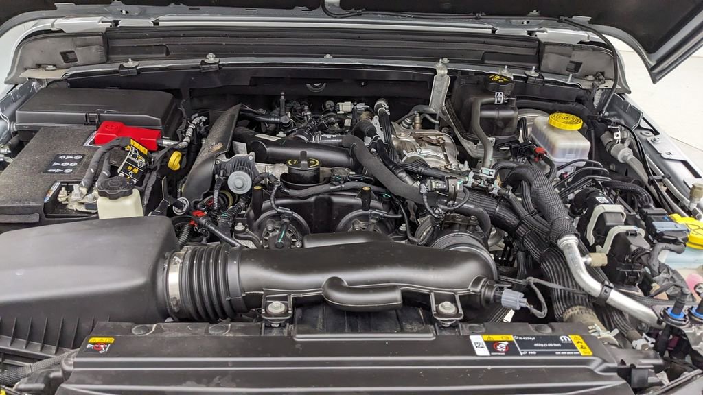 Used 2023 Jeep Wrangler Willys AWD/4WD image 37