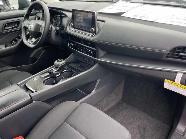 Used 2025 Nissan Rogue S FWD image 36