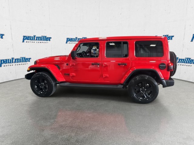 Used 2021 Jeep Wrangler Unlimited Sahara AWD/4WD image 11