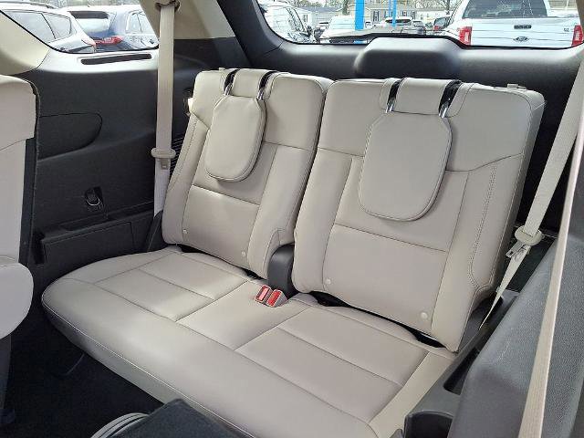 Certified 2022 Ford Explorer Platinum w/ Equipment Group 601A image 11