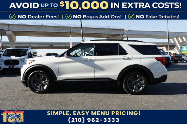 Certified 2023 Ford Explorer XLT w/ Equipment Group 202A RWD image 4