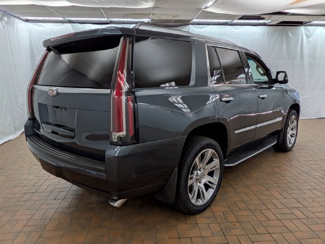 Used 2019 Cadillac Escalade Luxury AWD/4WD image 5