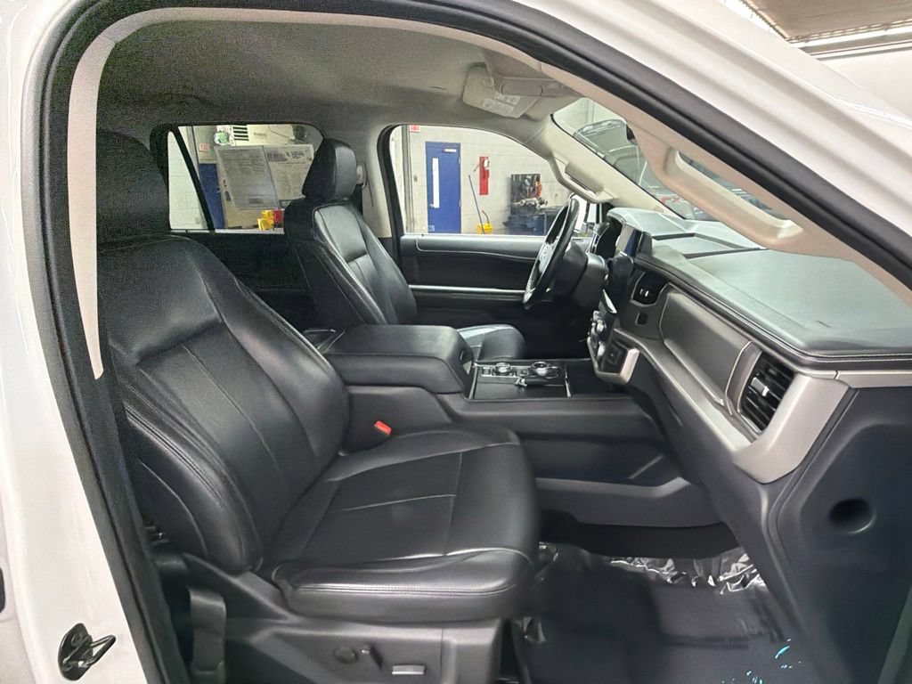 Certified 2022 Ford Expedition Max XLT AWD/4WD image 9