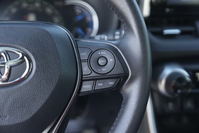 Used 2022 Toyota RAV4 XSE image 24