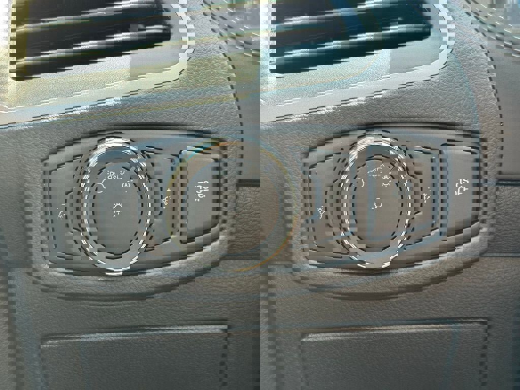 Certified 2022 Ford Edge SEL image 26