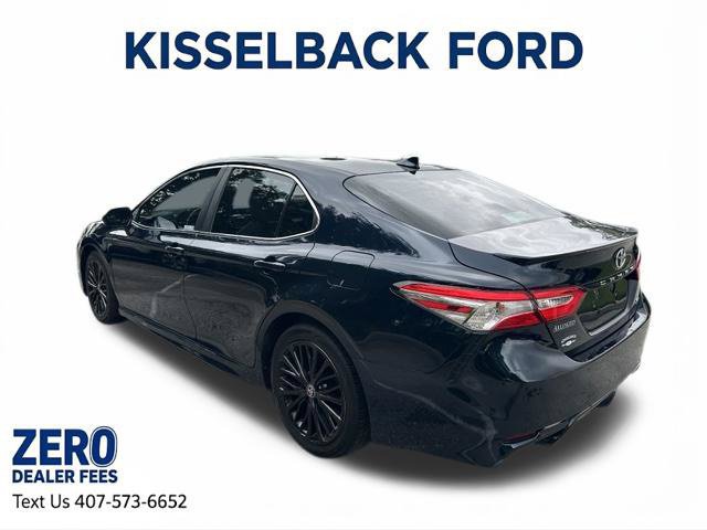 Used 2020 Toyota Camry SE FWD image 6