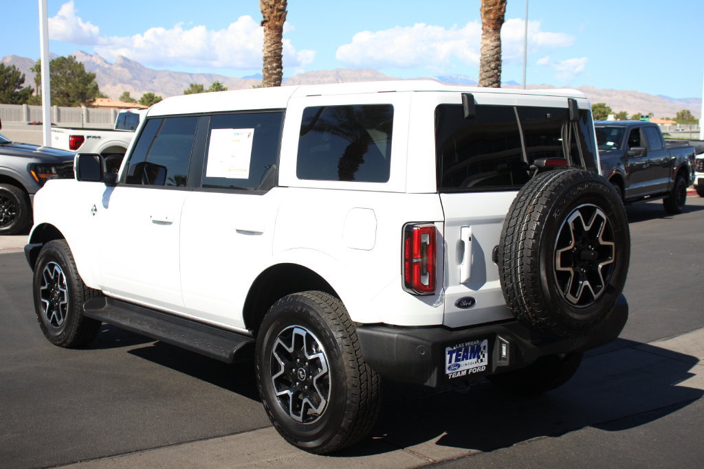 Certified 2025 Ford Bronco Outer Banks AWD/4WD image 5
