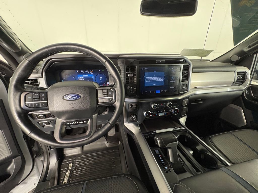Certified 2025 Ford F150 Platinum w/ Equipment Group 702A High AWD/4WD image 8