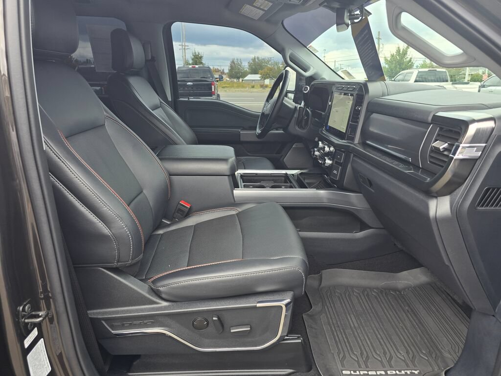 Certified 2024 Ford F250 Lariat w/ Black Appearance Package AWD/4WD image 12