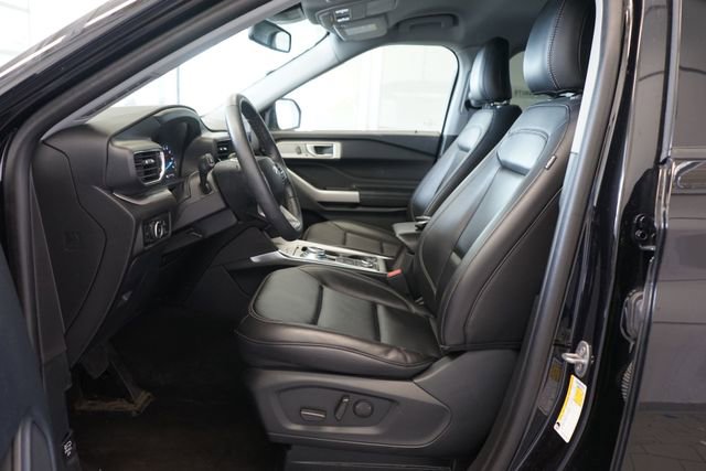 Certified 2023 Ford Explorer XLT w/ Equipment Group 202A image 21
