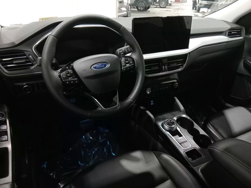 Certified 2023 Ford Escape Platinum image 25