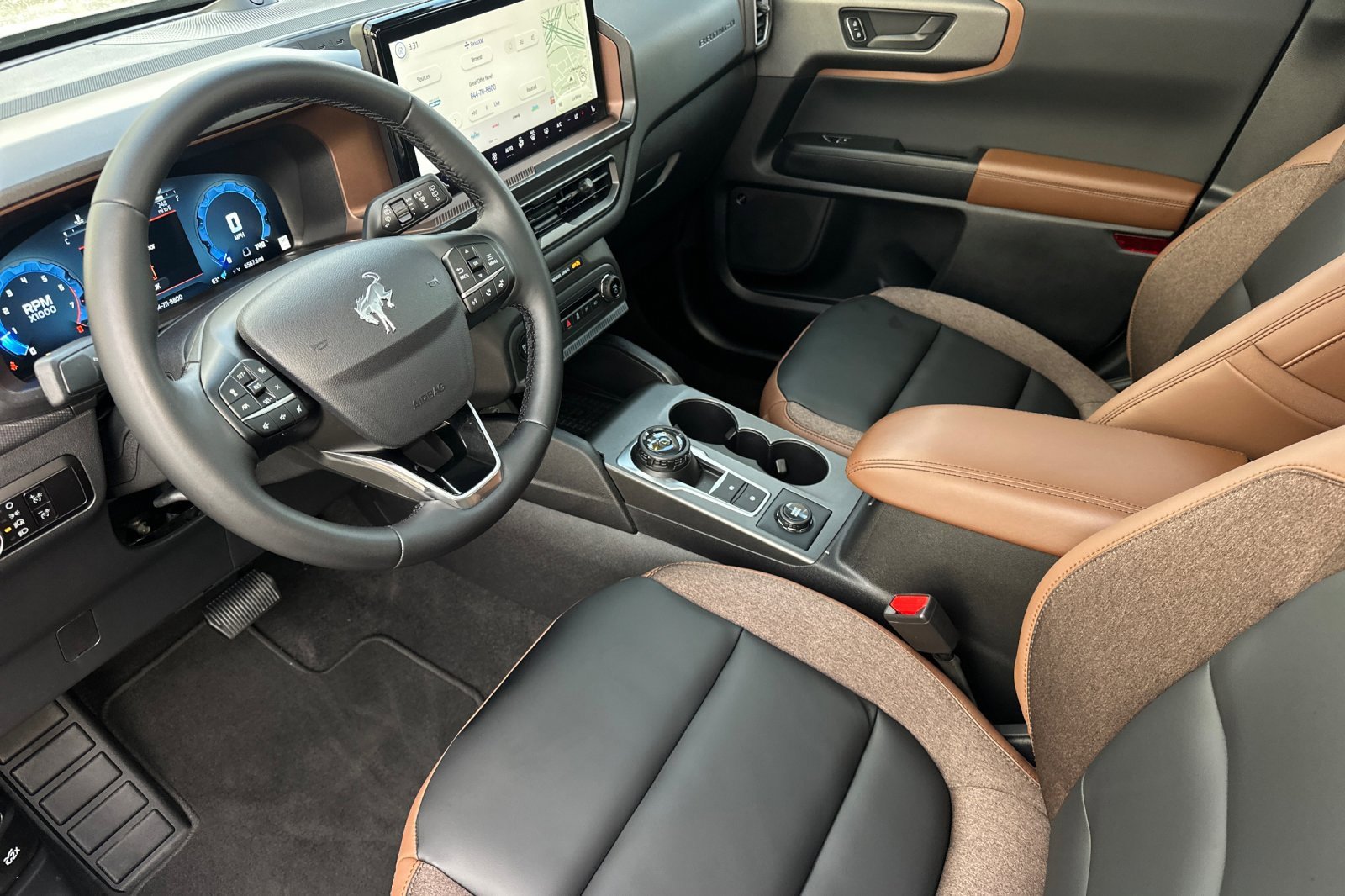 Certified 2025 Ford Bronco Sport Outer Banks w/ Outer Banks Tech Package+ image 9