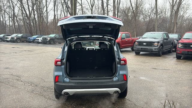 Certified 2023 Ford Escape Platinum AWD/4WD image 29