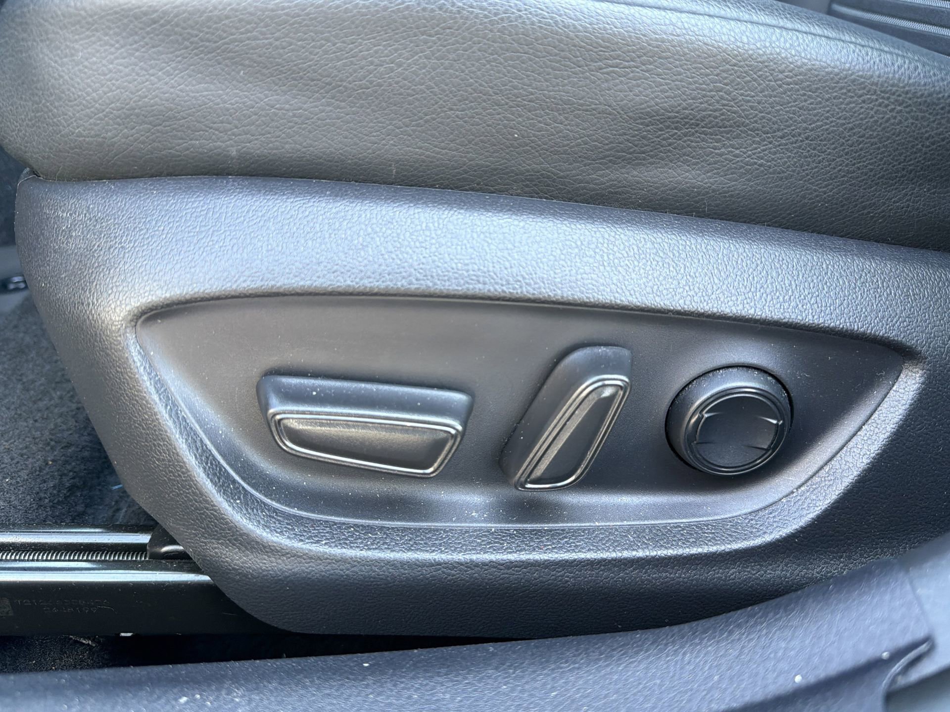 Used 2022 Toyota Camry SE image 17