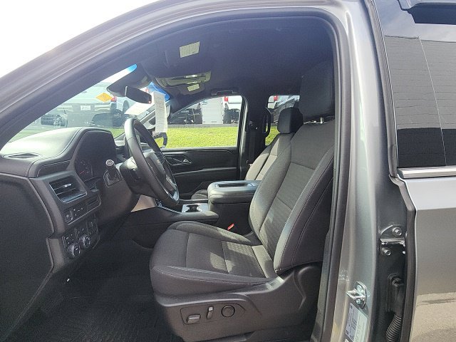 Used 2024 Chevrolet Suburban LS w/ Driver Alert Package AWD/4WD image 9