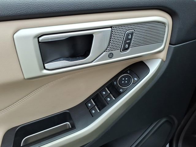 Certified 2023 Ford Explorer Limited image 21