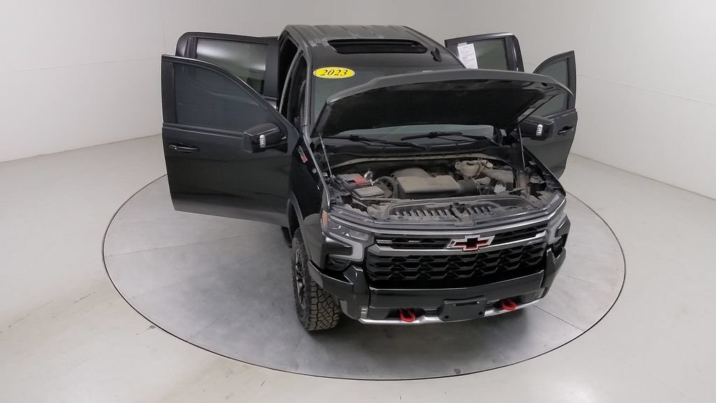 Used 2023 Chevrolet Silverado 1500 ZR2 w/ Technology Package AWD/4WD image 48