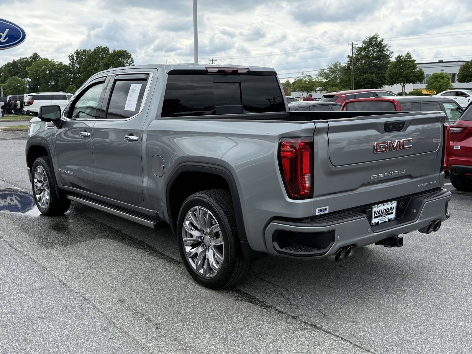 Used 2025 GMC Sierra 1500 Denali w/ Denali Reserve Package AWD/4WD image 4
