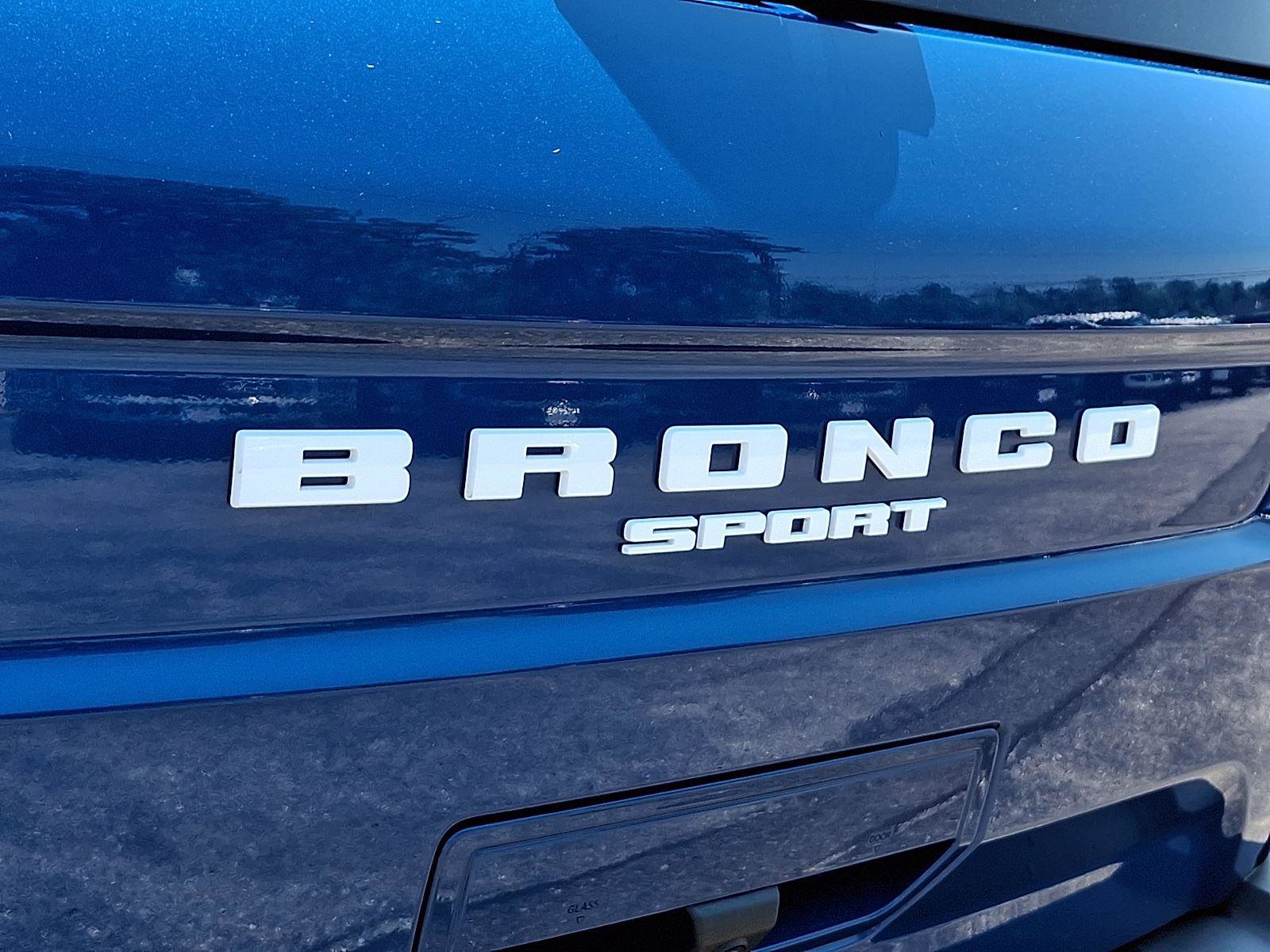 Certified 2024 Ford Bronco Sport Outer Banks w/ Tech Package AWD/4WD image 30