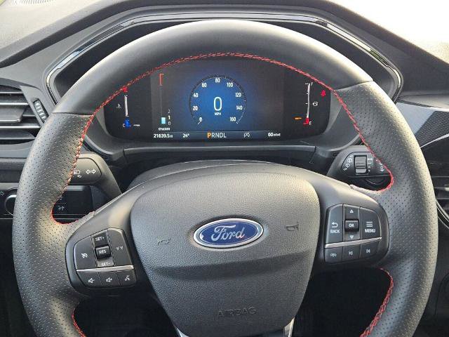 Certified 2025 Ford Escape ST-Line Select AWD/4WD image 32