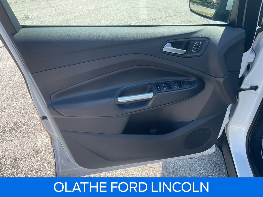 Certified 2019 Ford Escape SEL FWD image 10