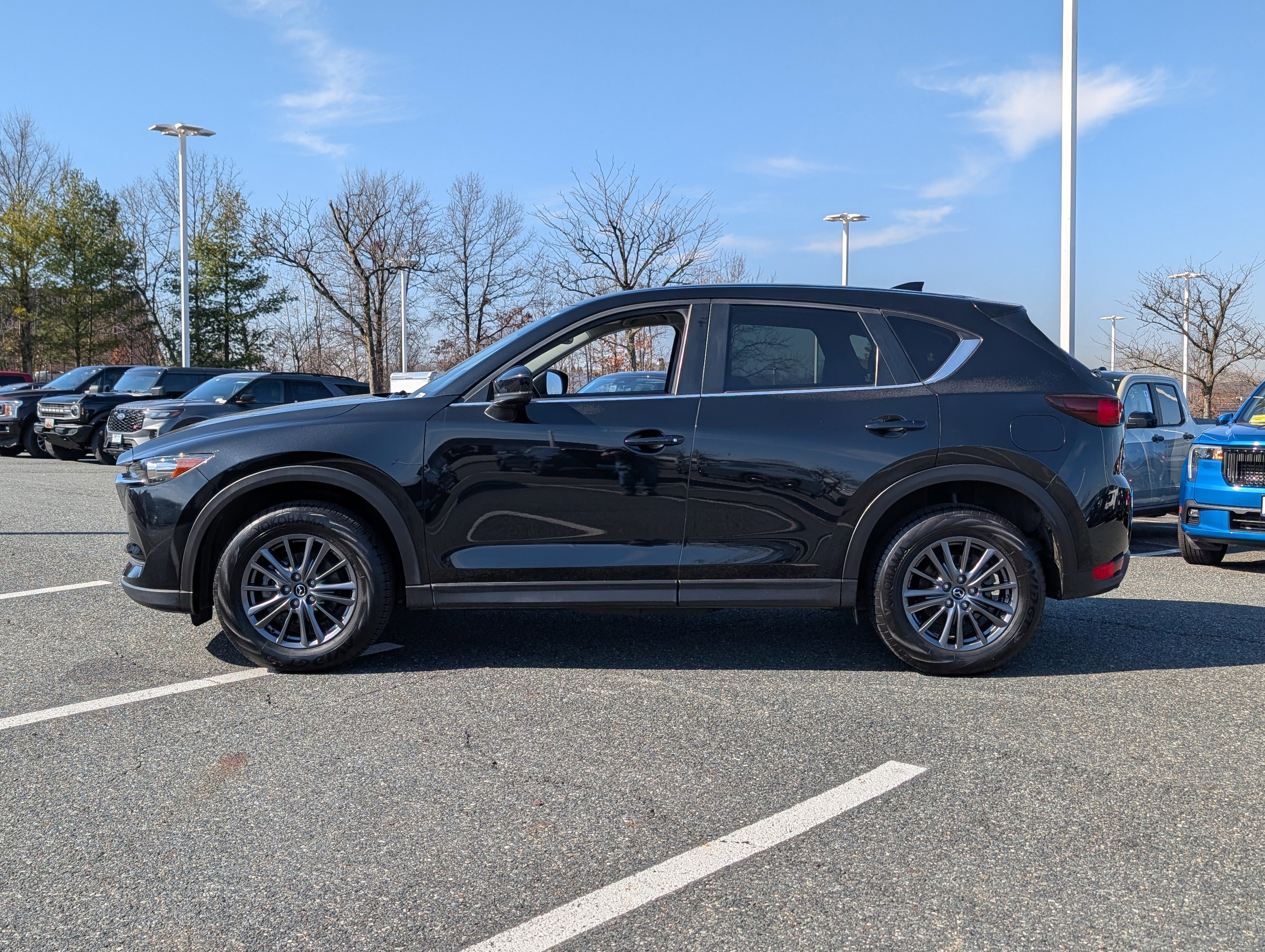 Used 2021 MAZDA CX-5 Touring w/ Touring Preferred SV Package image 2