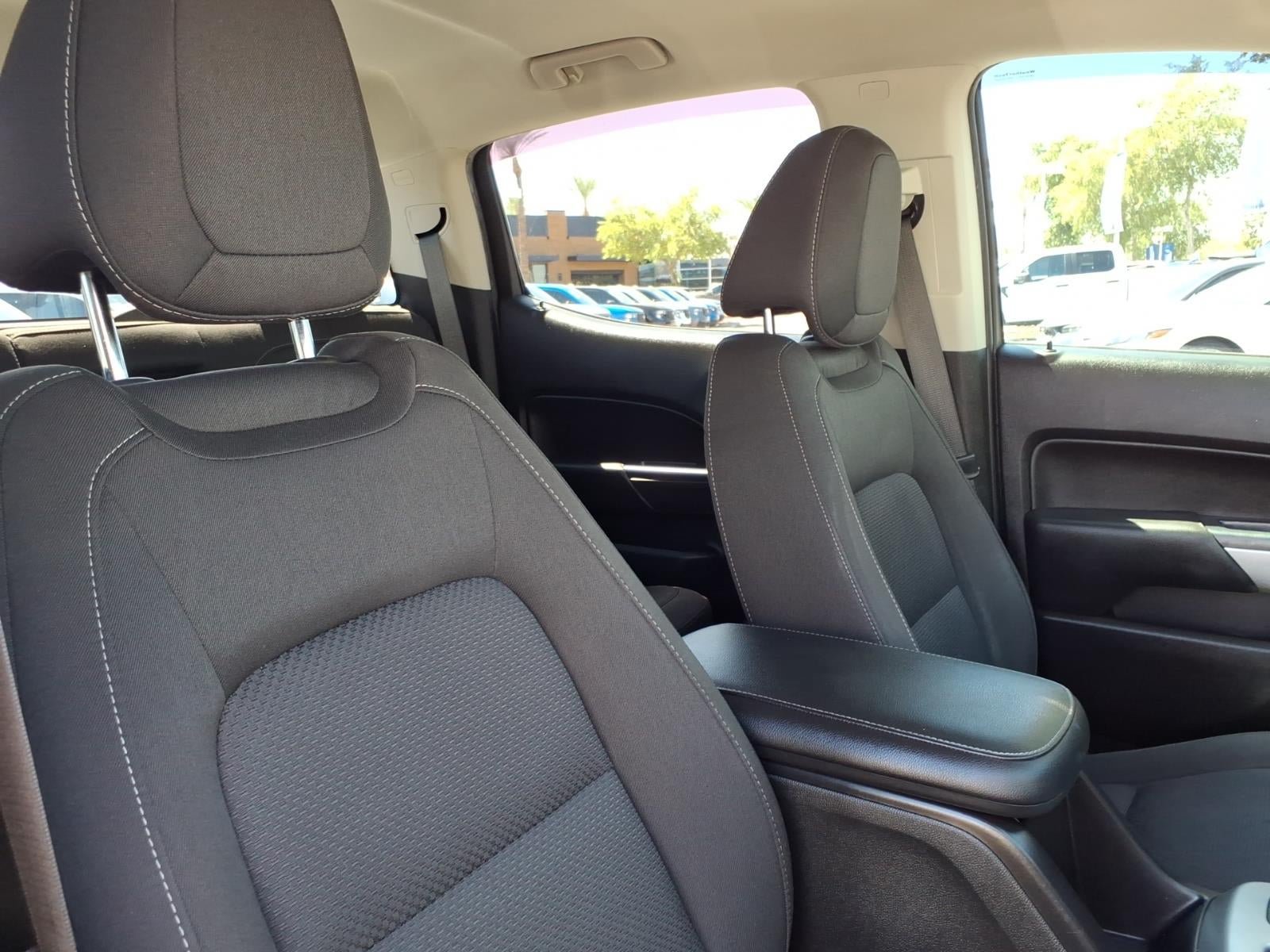 Used 2020 Chevrolet Colorado LT w/ Safety Package RWD image 12